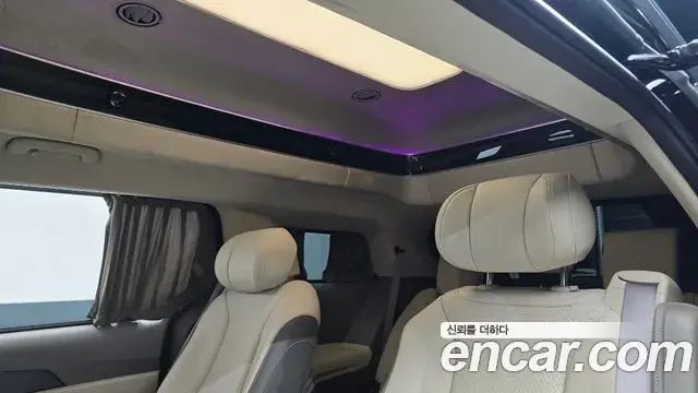 Kia Carnival 2024 — Photo 16/20