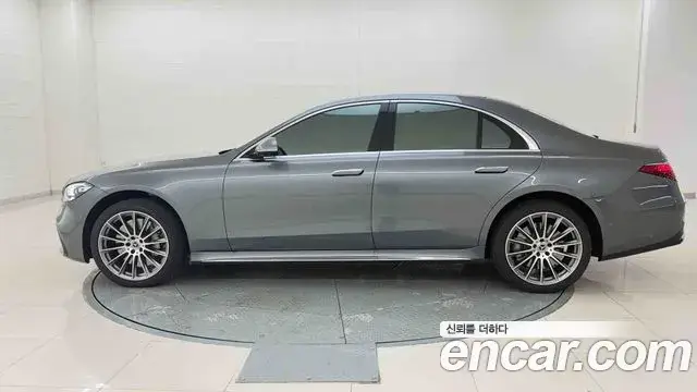 Mercedes-Benz S-Class, 2025