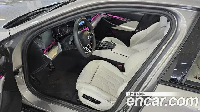 BMW 5 Series 2026 — Şəkil 15/20