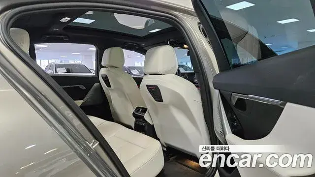 BMW 5 Series 2026 — Şəkil 18/20