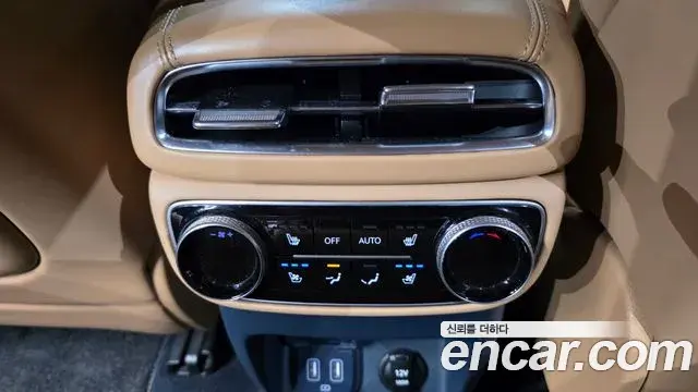 Genesis GV80 2020 — Şəkil 19/20