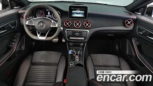 Mercedes-Benz CLA-Class 2018 — Photo 7/20