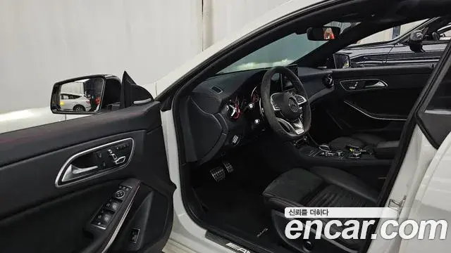 Mercedes-Benz CLA-Class 2018 — Photo 10/20