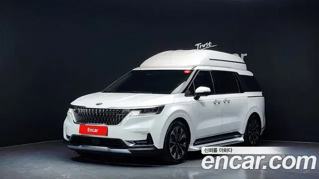 Kia Carnival 2021 — Фото 1/20