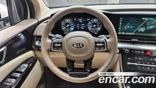 Kia Carnival 2021 — Фото 13/20