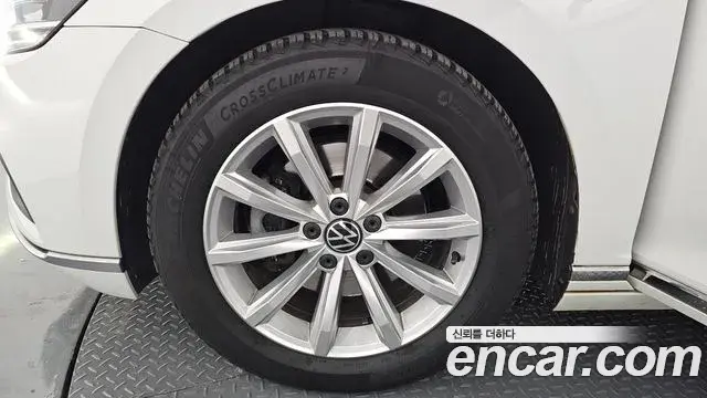 Volkswagen Passat GT 2021 — ფოტო 12/20