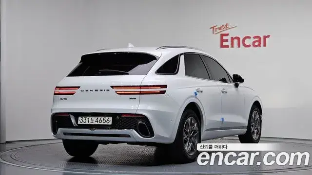 Genesis GV70 2021 — Şəkil 14/20