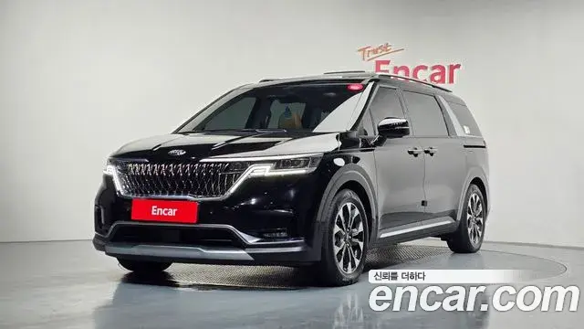 Kia Carnival 2021 — Photo 9/13