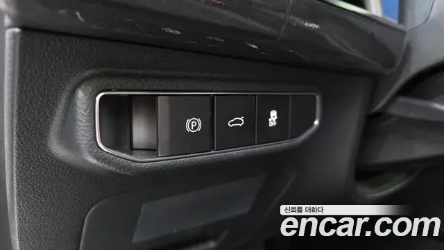 Kia K8 2025 — Photo 12/20