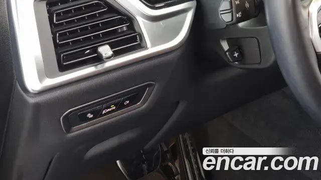 BMW X7 2023 — Photo 16/20