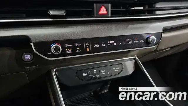 Kia Carnival 2024 — Photo 15/20