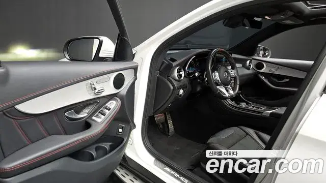 Mercedes-Benz GLC-Class 2022 — Photo 11/20