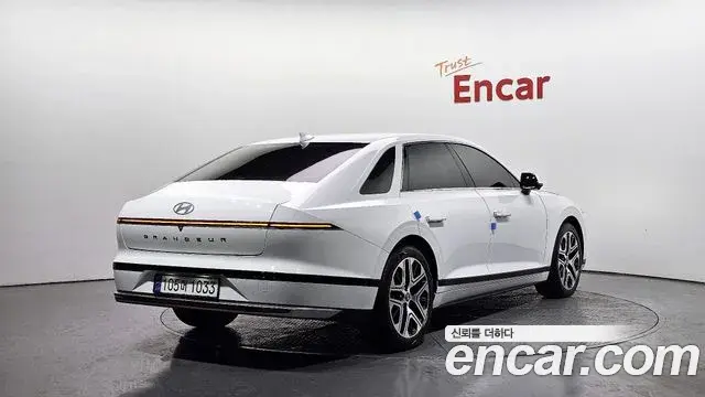 Hyundai Grandeur 2024 — Photo 2/20