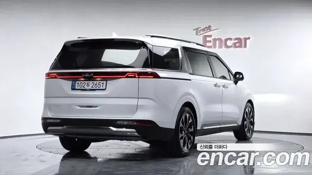 Kia Carnival 2022 — Şəkil 2/20