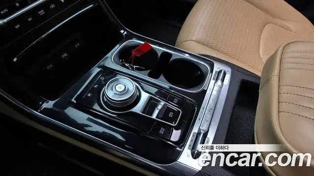 Kia Carnival 2022 — Şəkil 9/20
