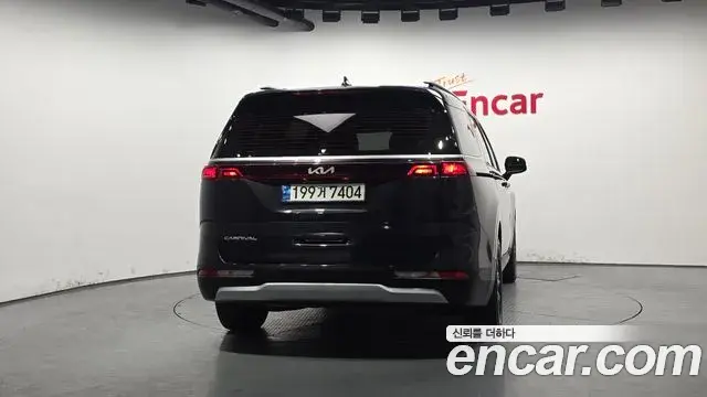 Kia Carnival 2021 — Photo 4/20