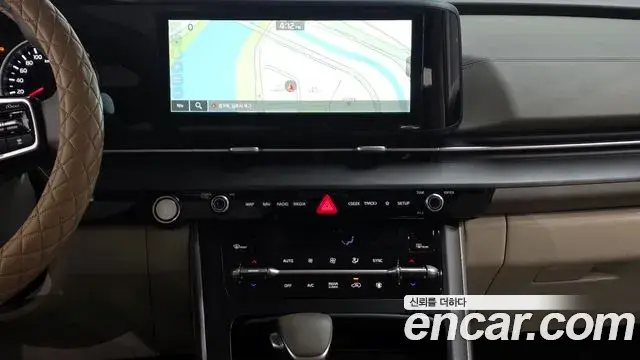 Kia Carnival 2021 — Photo 14/20