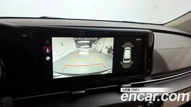 Kia Carnival 2021 — Photo 15/20
