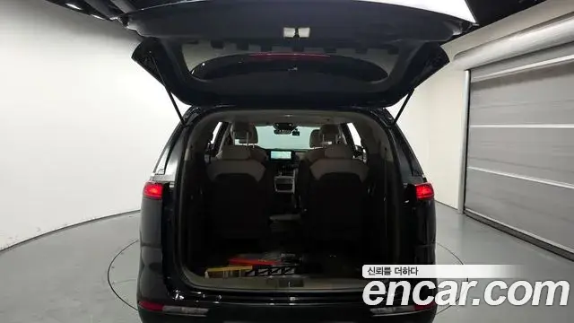 Kia Carnival 2021 — Photo 20/20