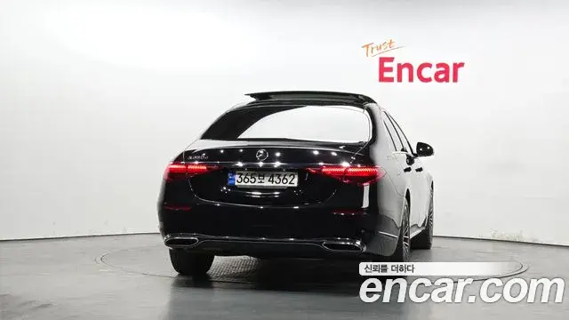 Mercedes-Benz S-Class 2022 — Photo 4/20