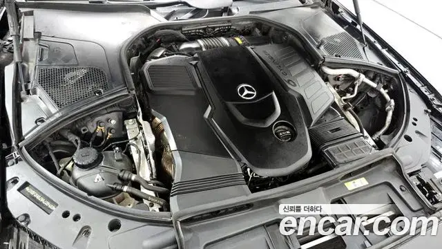 Mercedes-Benz S-Class 2022 — Photo 6/20
