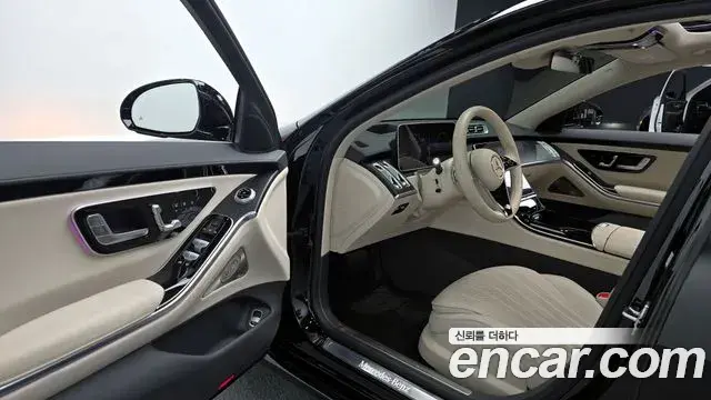 Mercedes-Benz S-Class 2022 — Photo 11/20