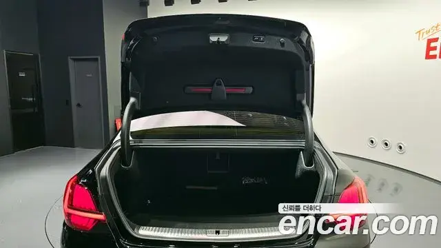 Kia The K9 2022 — Şəkil 12/20