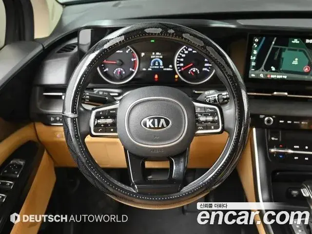 Kia Carnival 2021 — Şəkil 17/20