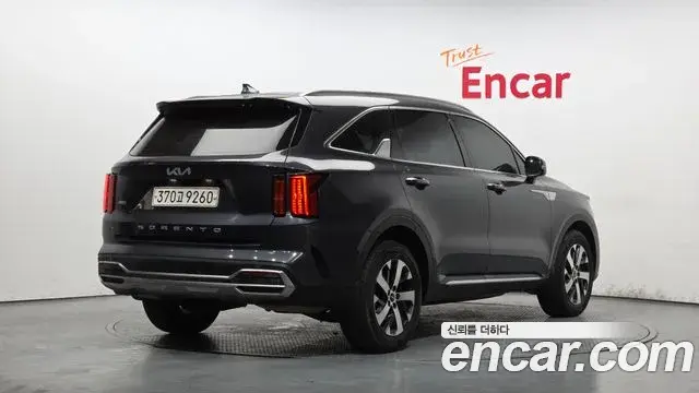 Kia Sorento 2022 — ფოტო 17/20