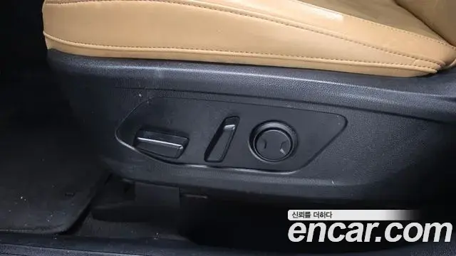 Kia Sorento 2022 — ფოტო 4/20