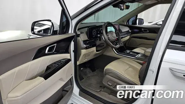 Kia Carnival 2021 — Фото 10/20