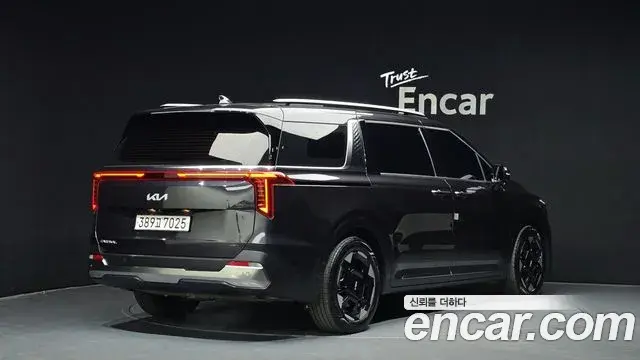 Kia Carnival 2024 — Photo 2/20