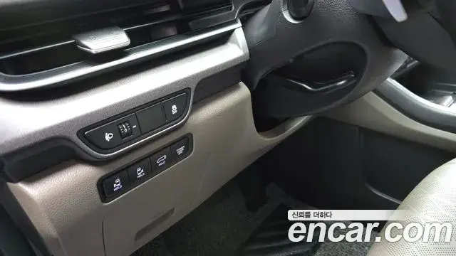 Kia Carnival 2024 — Photo 15/20