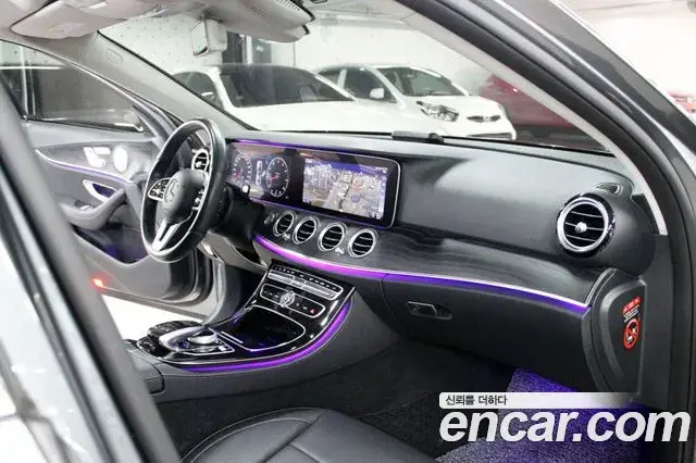 Mercedes-Benz E-Class 2018 — Şəkil 16/20