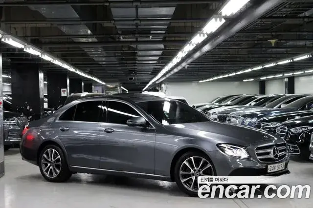 Mercedes-Benz E-Class 2018 — Şəkil 3/20