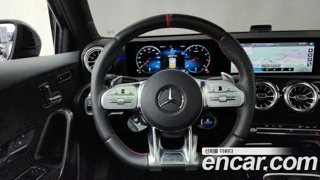 Mercedes-Benz A-Class 2022 — Photo 19/20
