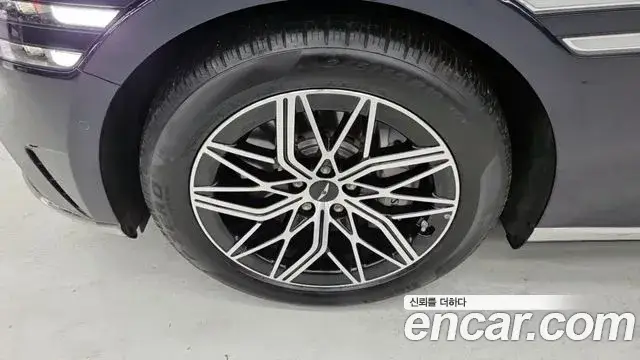 Genesis G90, 2022