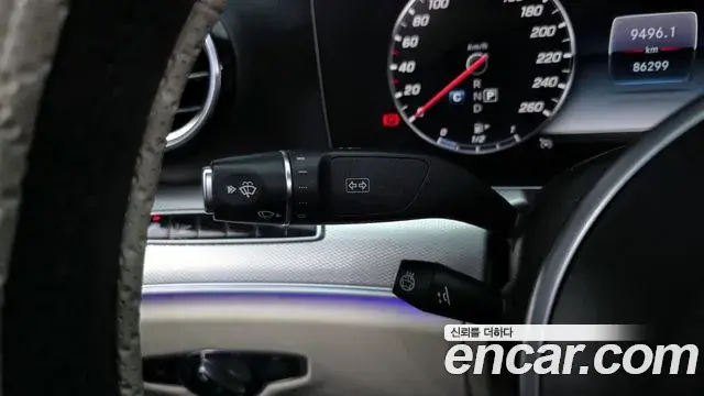 Mercedes-Benz E-Class 2019 — Фото 17/20