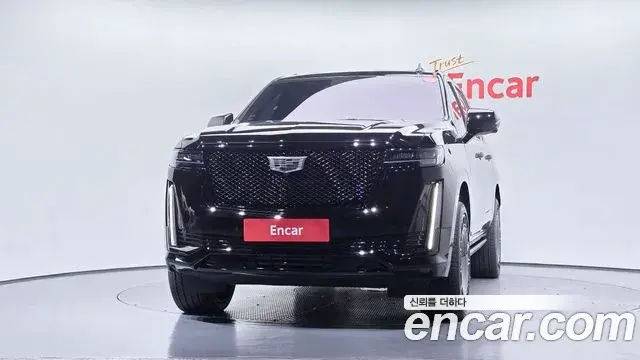 Cadillac Escalade 2024 — ფოტო 17/20