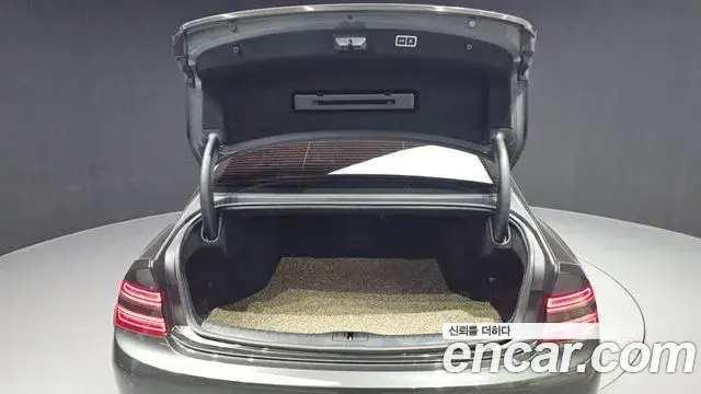 Genesis G80 2021 — Şəkil 31/32