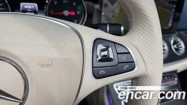 Mercedes-Benz E-Class 2018 — Şəkil 25/36