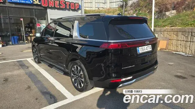 Kia Carnival 2020 — Photo 2/20