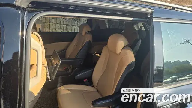 Kia Carnival 2020 — Photo 13/20