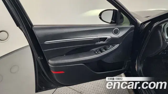 Hyundai Sonata Hybrid 2022 — Şəkil 8/34