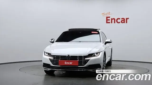 Volkswagen Arteon 2019 — Şəkil 17/20