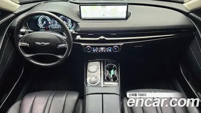 Genesis Electrified G80 2022 — Photo 7/20