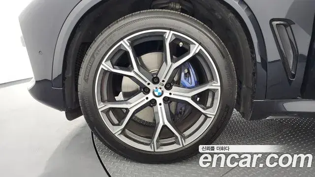 BMW X5 2023 — Фото 5/20