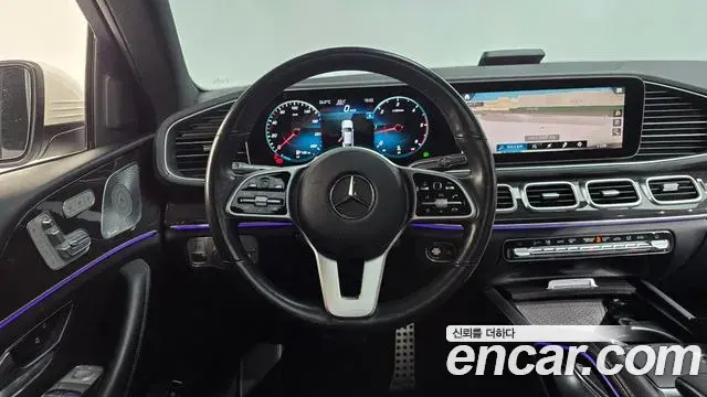 Mercedes-Benz GLE-Class 2021 — Photo 13/20