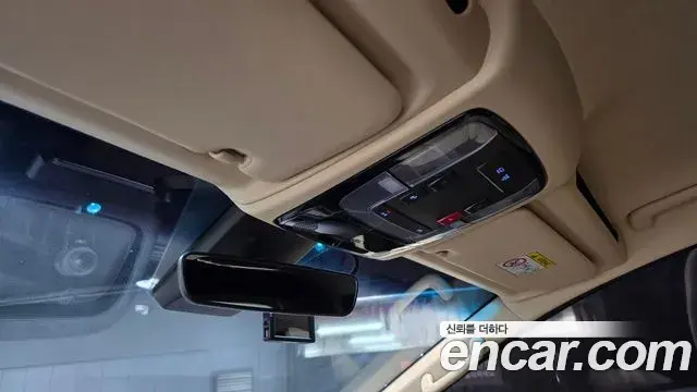 Hyundai Staria 2022 — Şəkil 26/31