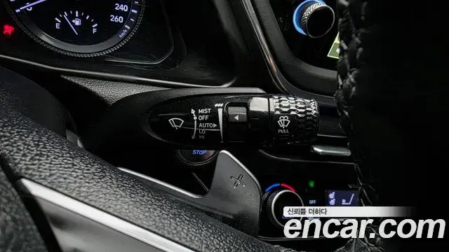 Hyundai Sonata Hybrid 2022 — Şəkil 18/33